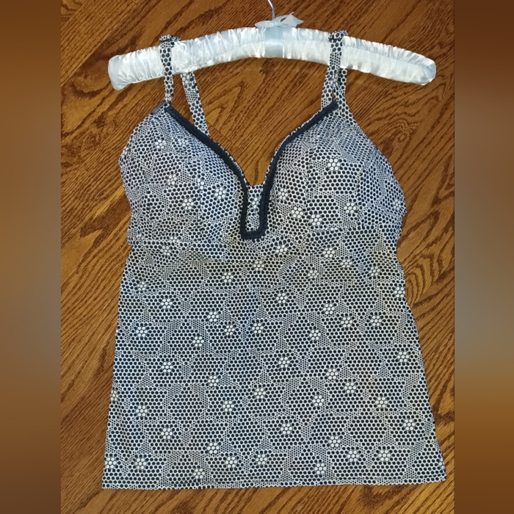 Lolë Tankini top size Small
